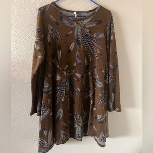 2XL Chic brown dress with feather print. Great condition